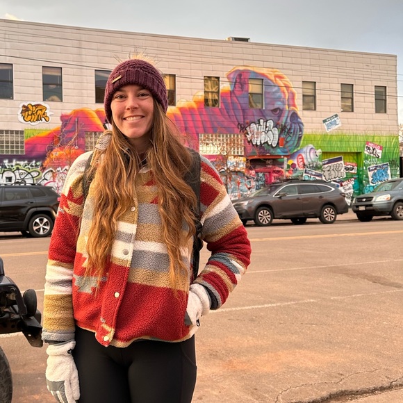 Meet your Posher, Aimee - Picture 1 of 1